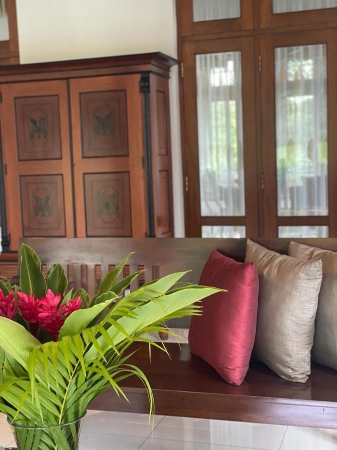 Villa Crystals Malabe Ngoại thất bức ảnh