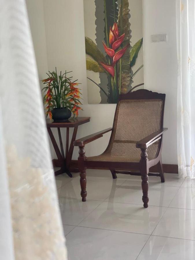 Villa Crystals Malabe Ngoại thất bức ảnh