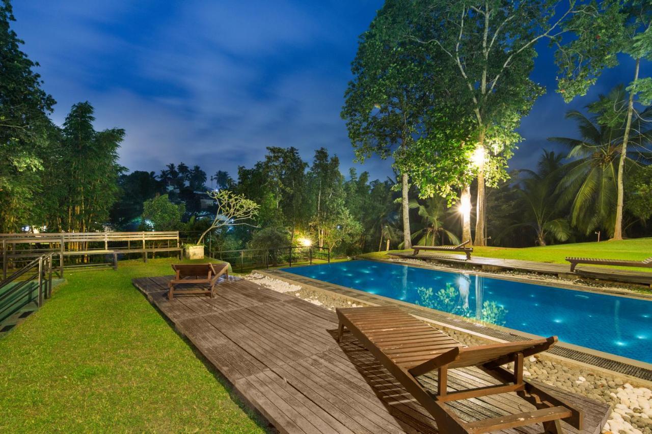 Villa Crystals Malabe Ngoại thất bức ảnh